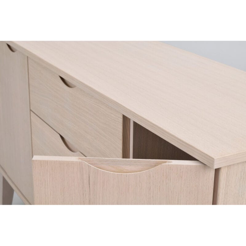 113786_det1_Filippa_sideboard_whitepigm._oak_X 113786_det1_Filippa_sideboard_whitepigm._oak_X