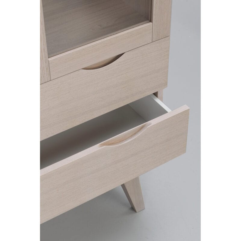 113787_det1_Filippa_cabinet_whitepigm._oak_X 113787_det1_Filippa_cabinet_whitepigm._oak_X