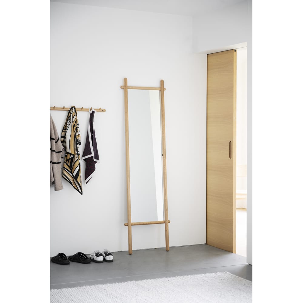 119504-119502_b_mb_Milford_01