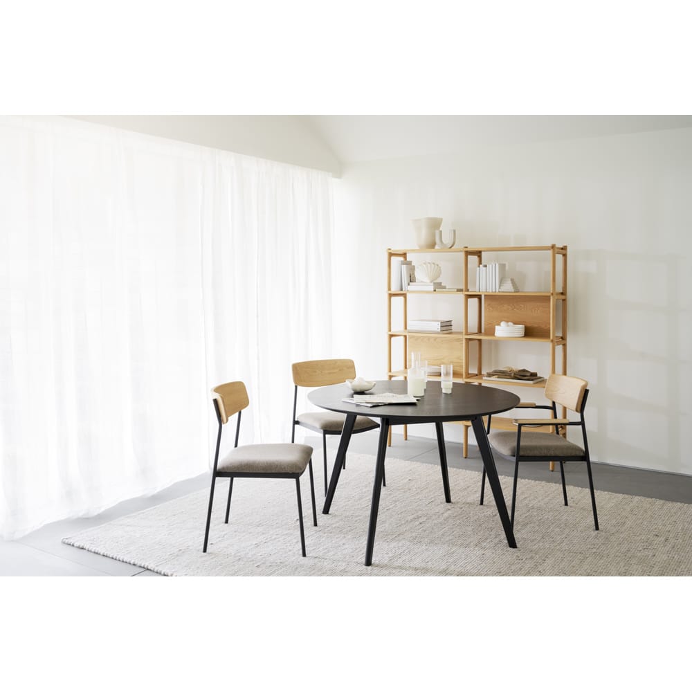 52212-123072-123082-123095_b_mb_MAYMONT_chair_is_stackable_Yumi_table_04 52212-123072-123082-123095_b_mb_MAYMONT_chair_is_stackable_Yumi_table_04