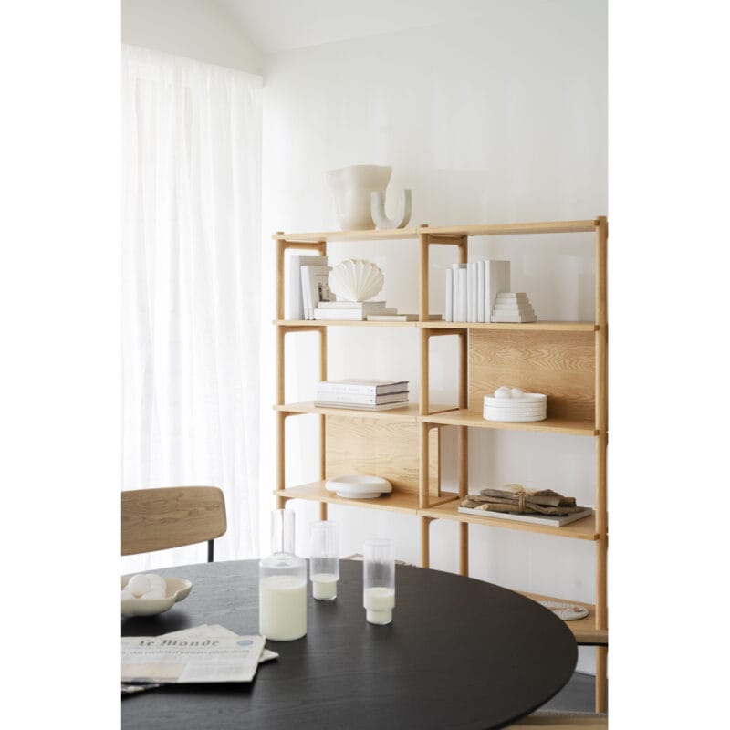 52212_b_mb_Yumi_table_01 52212_b_mb_Yumi_table_01