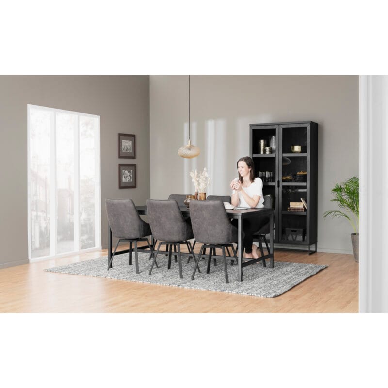 Everett_matbord_-_118779_Alison_stol_-_117762_Everett_vitrin_-_118788_02 Everett_matbord_-_118779_Alison_stol_-_117762_Everett_vitrin_-_118788_02