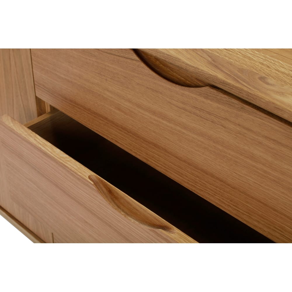 Filippa_113776_det3_R Filippa_113776_det3_R