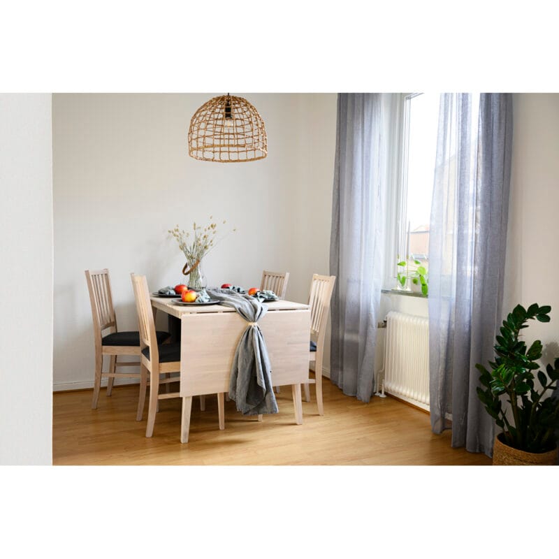 Filippa_matbord_-_113733_Filippa_stol_-_113782_01 Filippa_matbord_-_113733_Filippa_stol_-_113782_01