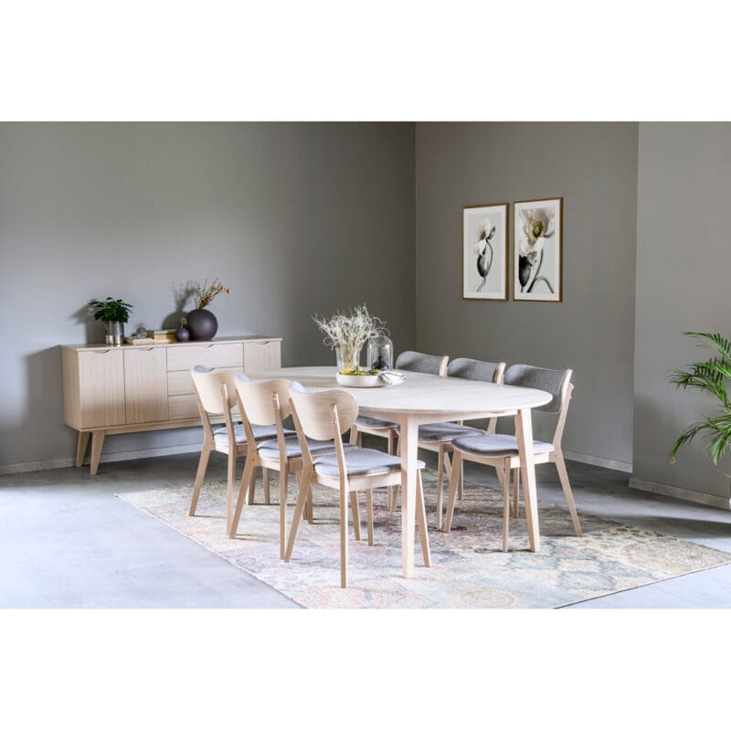 Filippa_sideboard_-_113738_Filippa_matbord_-_117629_Cato_stol_-_113038_01 Filippa_sideboard_-_113738_Filippa_matbord_-_117629_Cato_stol_-_113038_01