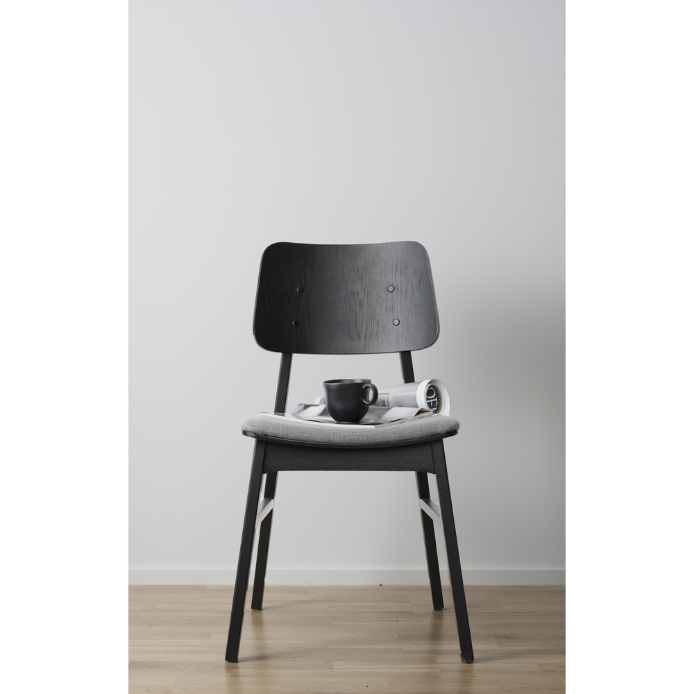 Nagano_stol_-_119432 Nagano_stol_-_119432