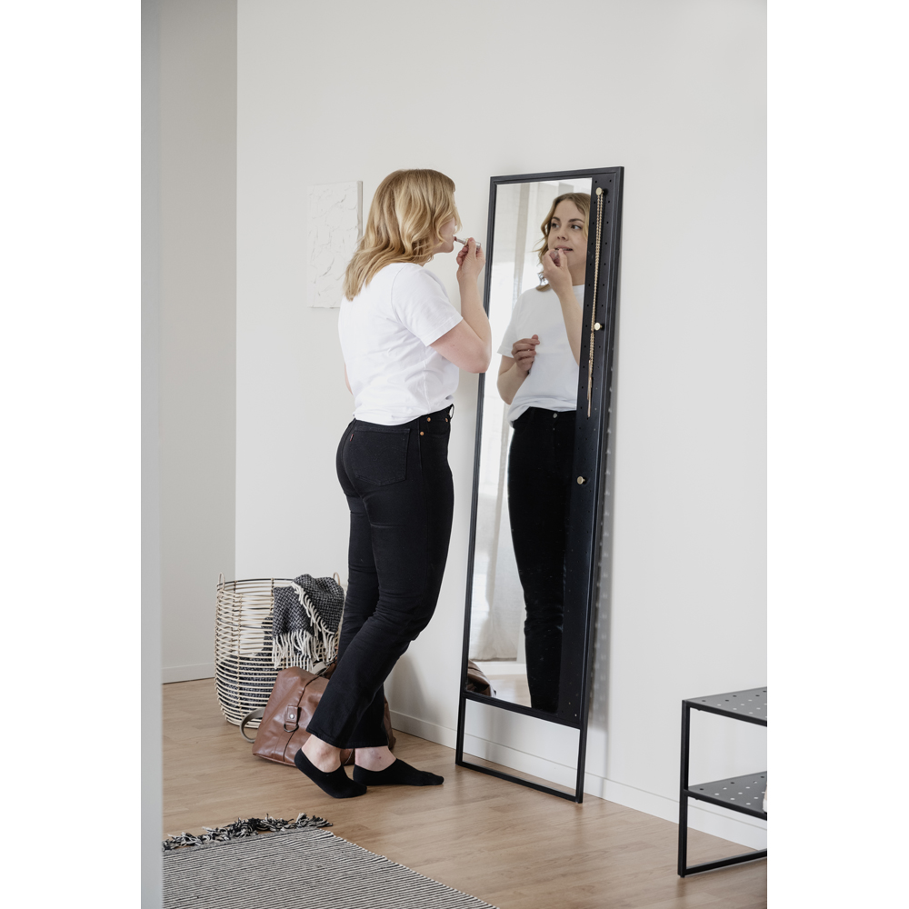 Malone_skohylla_-_119960_Malone_hatthylla_-_119961_Malone__kroklist_-_119963_Malone_golvspegel_-_119965_31 Malone_skohylla_-_119960_Malone_hatthylla_-_119961_Malone__kroklist_-_119963_Malone_golvspegel_-_119965_31