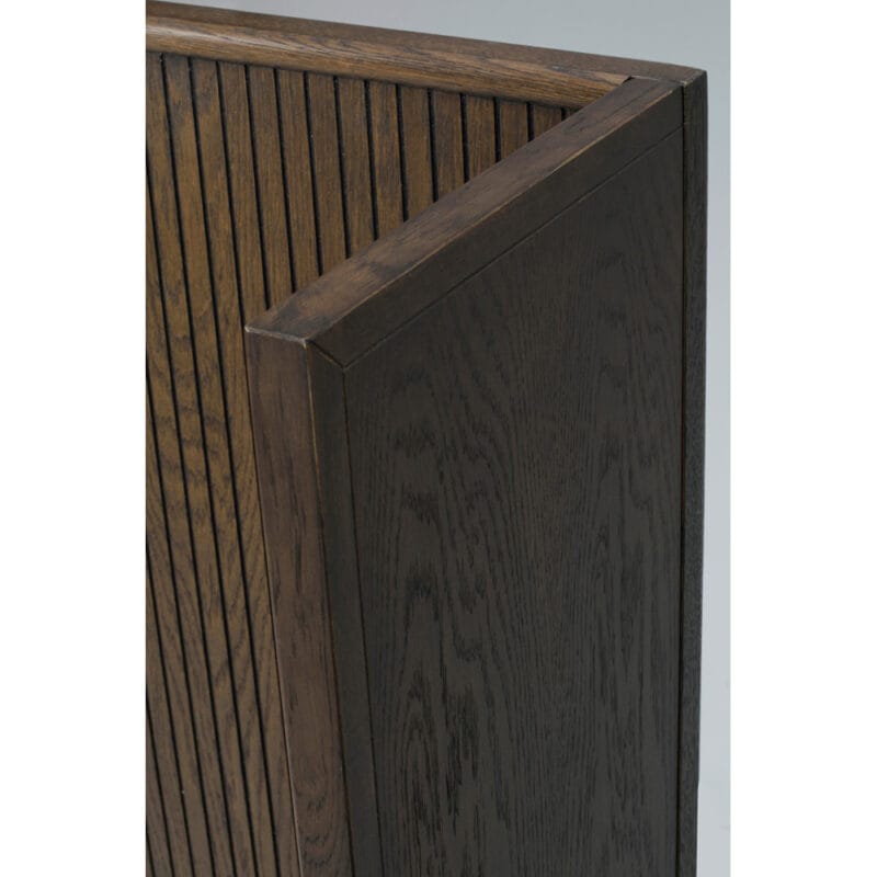 119786_det3_Redmond_bed_gable_brown_oak_(Large) 119786_det3_Redmond_bed_gable_brown_oak_(Large)