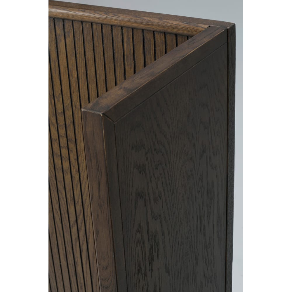 119786_det3_Redmond_bed_gable_brown_oak_(Large) 119786_det3_Redmond_bed_gable_brown_oak_(Large)