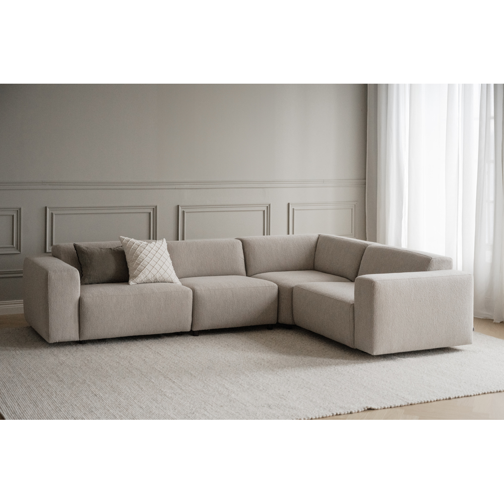 121338-121330-121097_b_mb_Marsden_Coffetable_Willard_Alice_01_05 121338-121330-121097_b_mb_Marsden_Coffetable_Willard_Alice_01_05