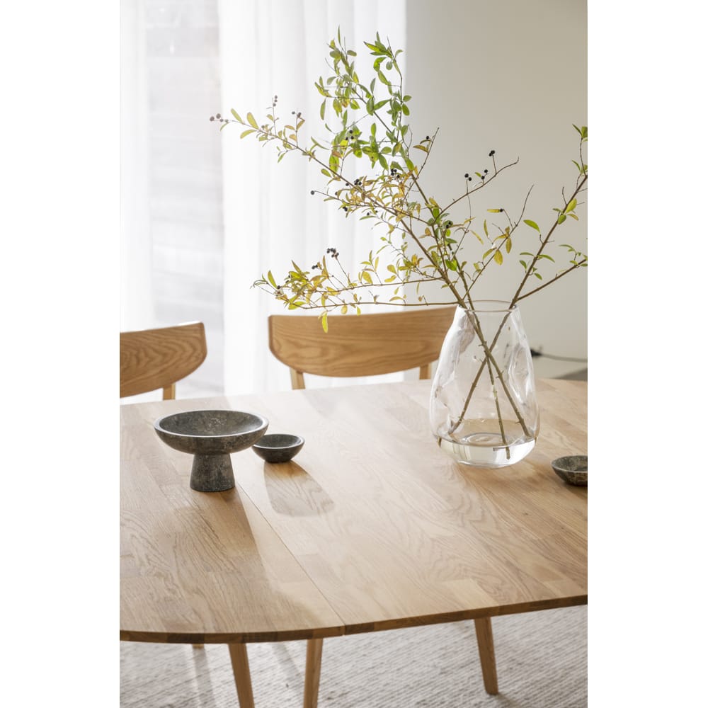 113799-113798_b_mb_FILIPPA_dining_table_round_120_in_oiled_oak__45_cm_insert_01 113799-113798_b_mb_FILIPPA_dining_table_round_120_in_oiled_oak__45_cm_insert_01