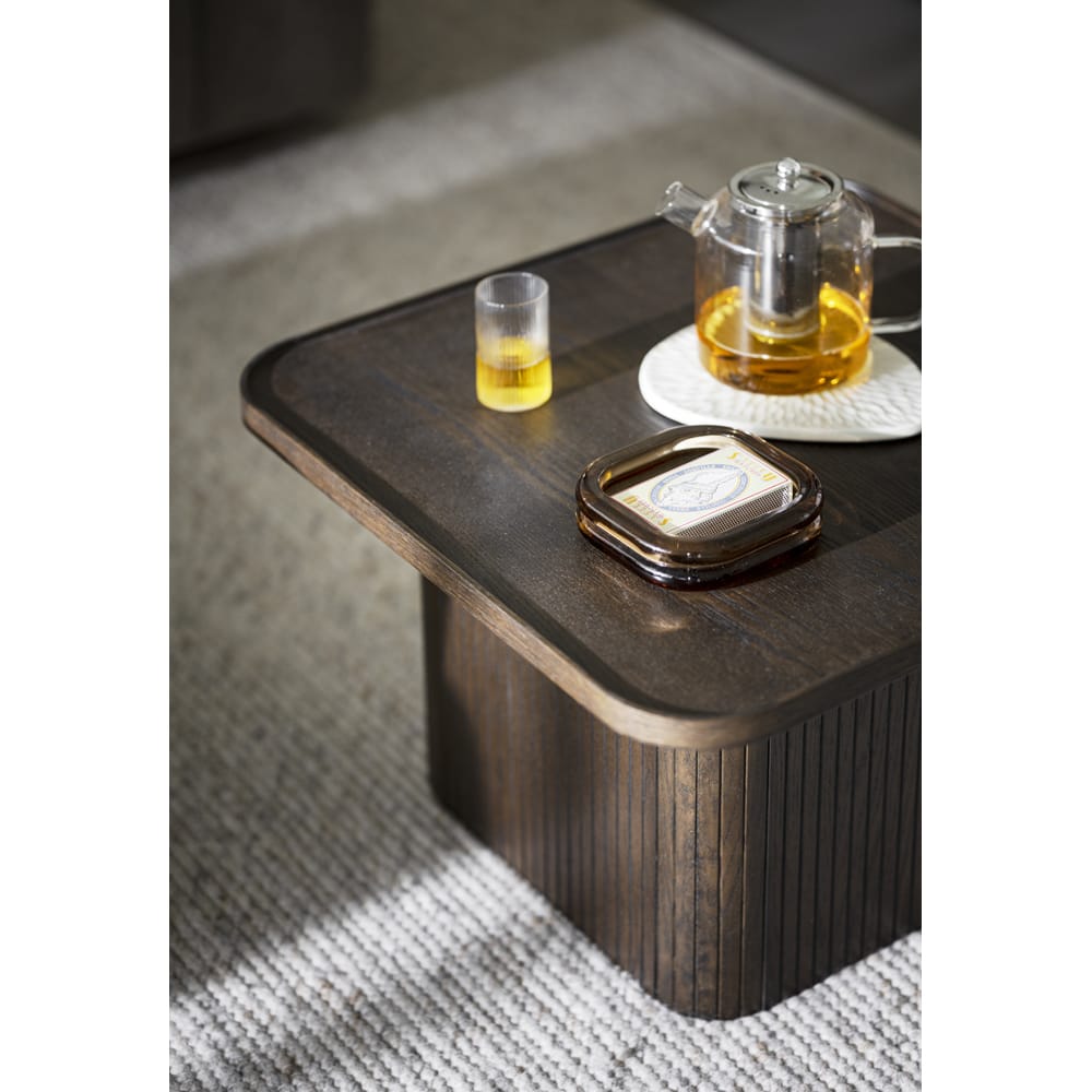 120105-120104_b_mb_SULLIVAN_coffee_table_0307 120105-120104_b_mb_SULLIVAN_coffee_table_0307