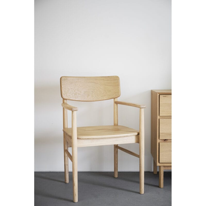 123024_b_mb_MAIDSTONE_chair_in_solid_oak_02 123024_b_mb_MAIDSTONE_chair_in_solid_oak_02