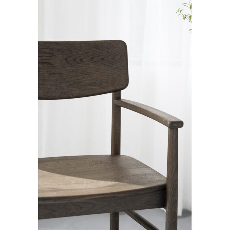 123025_b_mb_e_MAIDSTONE_chair_in_solid_brown_oak_09 123025_b_mb_e_MAIDSTONE_chair_in_solid_brown_oak_09