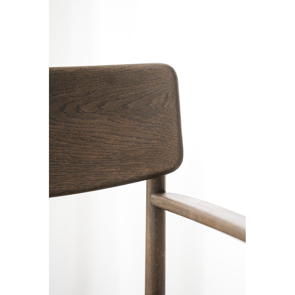 123025_b_mb_e_MAIDSTONE_chair_in_solid_brown_oak_12 123025_b_mb_e_MAIDSTONE_chair_in_solid_brown_oak_12