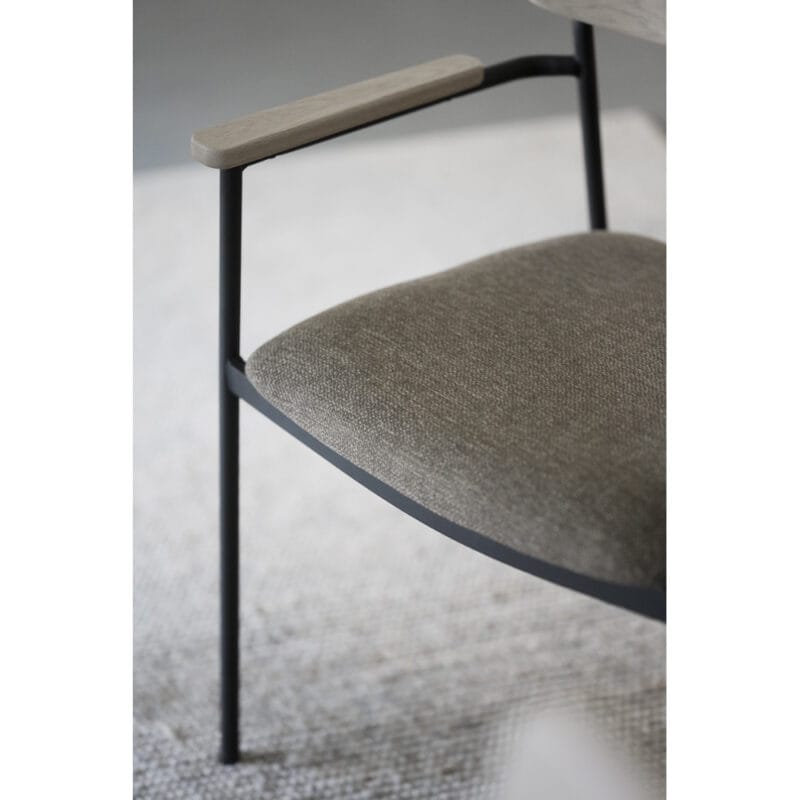 123083_b_mb_MAYMONT_chair_is_stackable_03 123083_b_mb_MAYMONT_chair_is_stackable_03