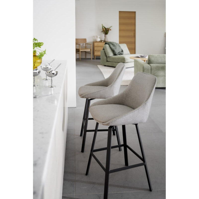 117831_b_mb_ALISON_bar_chair_01_EXPra_L 117831_b_mb_ALISON_bar_chair_01_EXPra_L