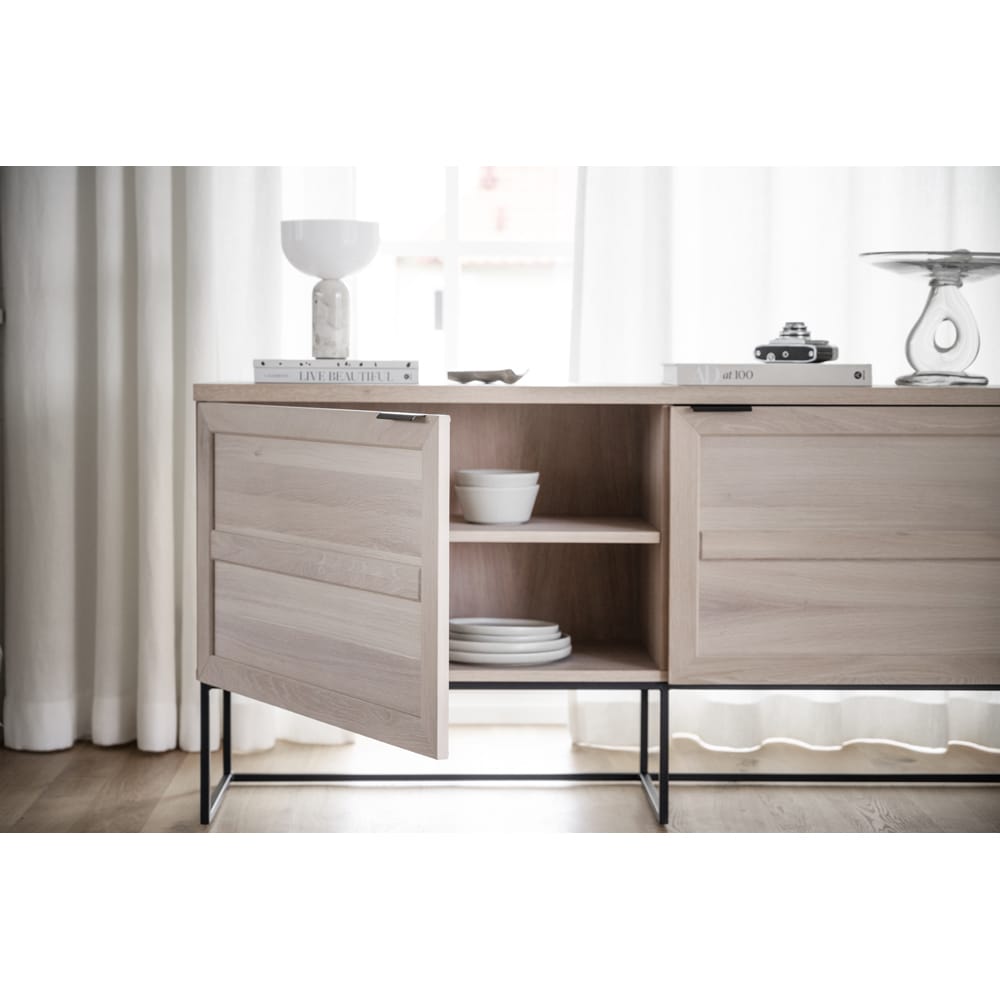 118768_b_mb_everett_sideboard_whitewash_(4) 118768_b_mb_everett_sideboard_whitewash_(4)