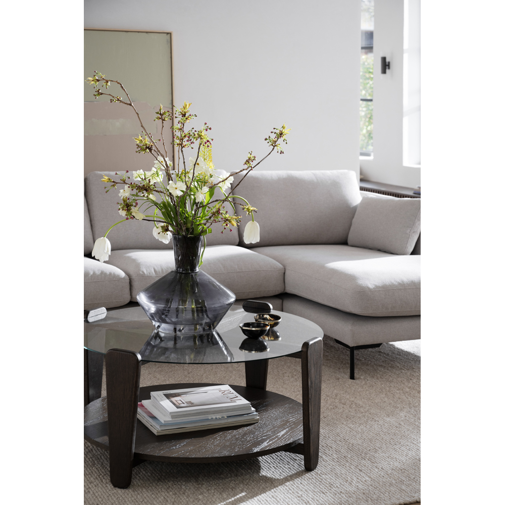 129153-121274_b_mb_Corwin_sofa_35_seater_chaise_longue_R_light_beige_Arran_coffee_table_brown_oak_glass_05