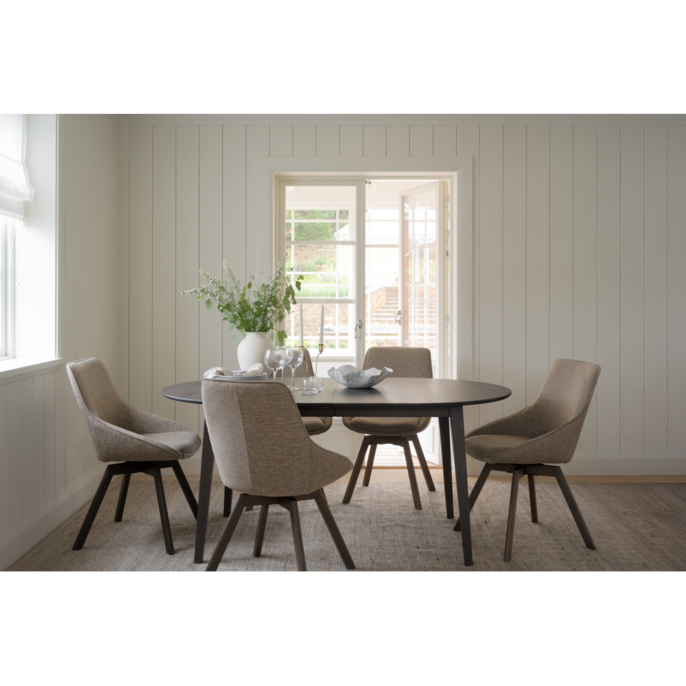 117866-117633_b_mb_Alison_chair_dark_beige_Filippa_dining_table_oval_brown_05 117866-117633_b_mb_Alison_chair_dark_beige_Filippa_dining_table_oval_brown_05