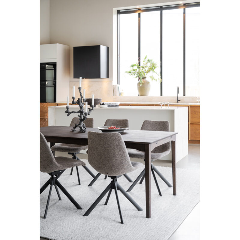 123126-123194_b_mb_Markham_dining_table_brown_Dunmore_chair_dark_beige 123126-123194_b_mb_Markham_dining_table_brown_Dunmore_chair_dark_beige