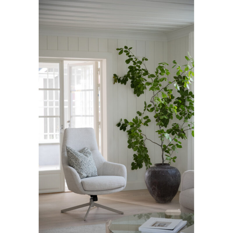 123174_b_mb_Conroe_sofa_chair_04 123174_b_mb_Conroe_sofa_chair_04