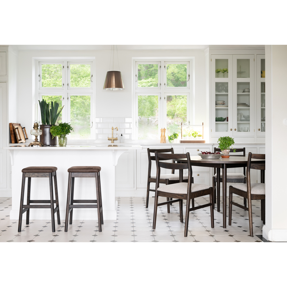 123187-123508-149020_b_mb_Fairmont_dining_table_brown_Kerwin_chair_brown_Livermore_bar_chair_02