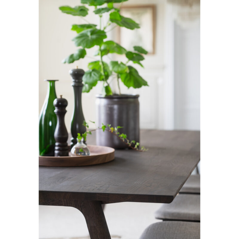 128170_b_mb_Clapperton_dining_table_brown_02 128170_b_mb_Clapperton_dining_table_brown_02