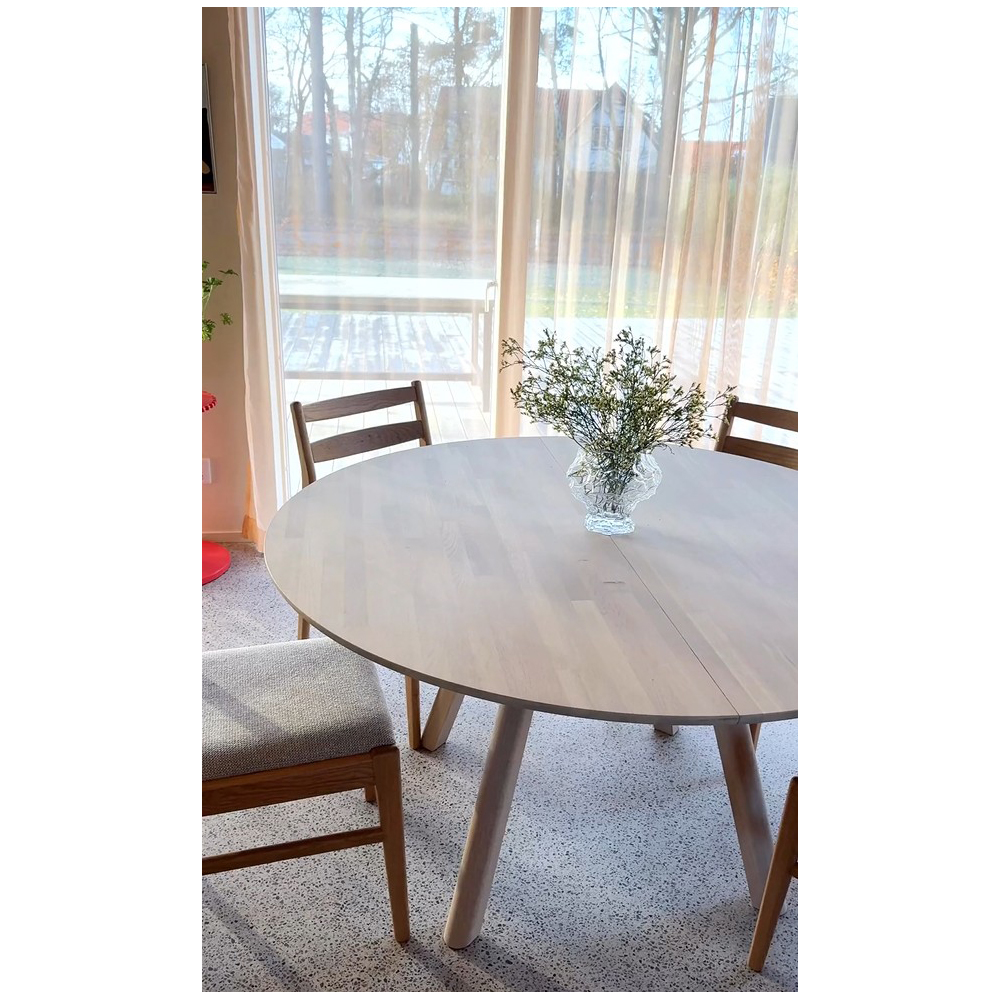 Clapperton_dining_table_ww