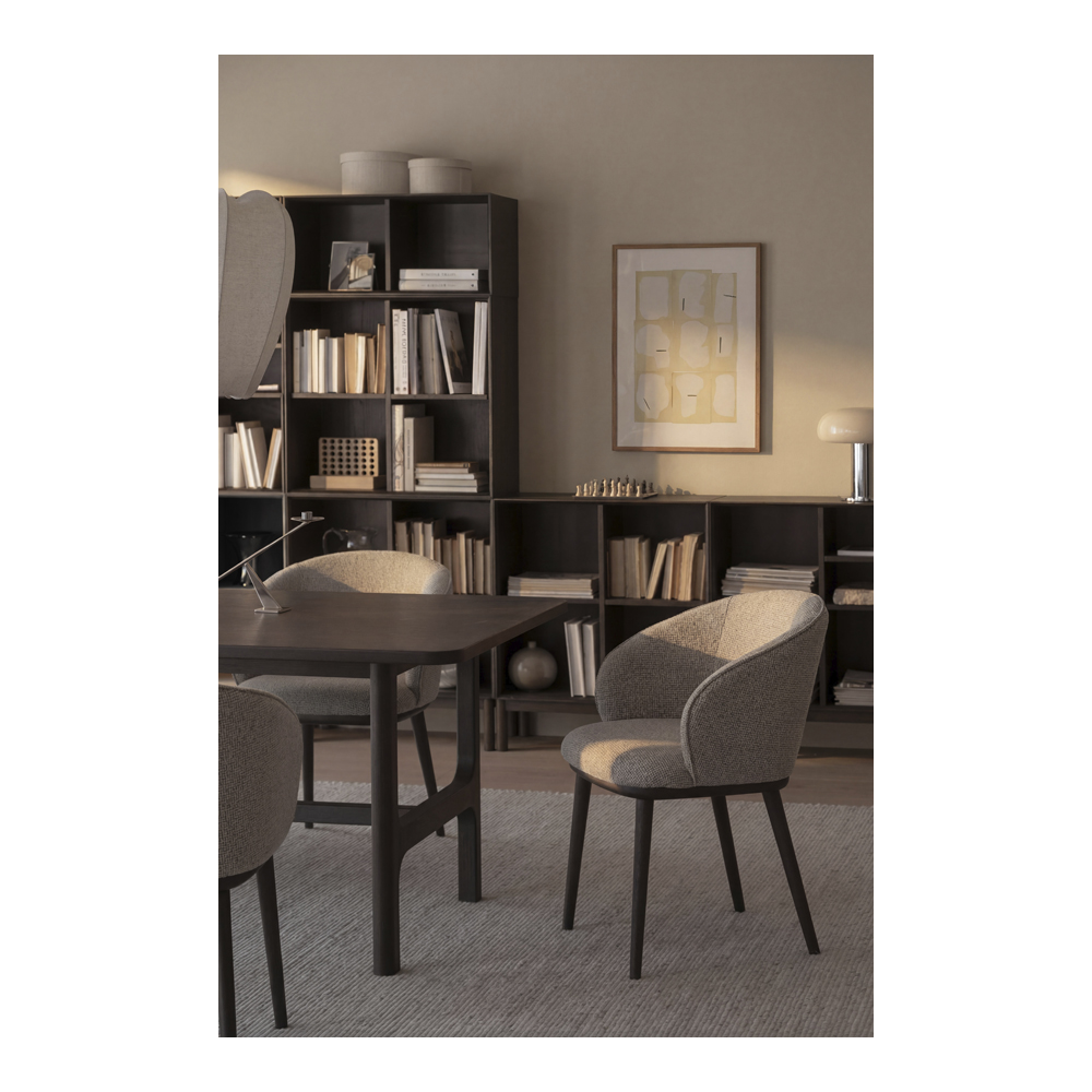 270151-123406_b_mb_Judson_armchair_medium_beige_brown_Driscoll_dining_table_brown_01